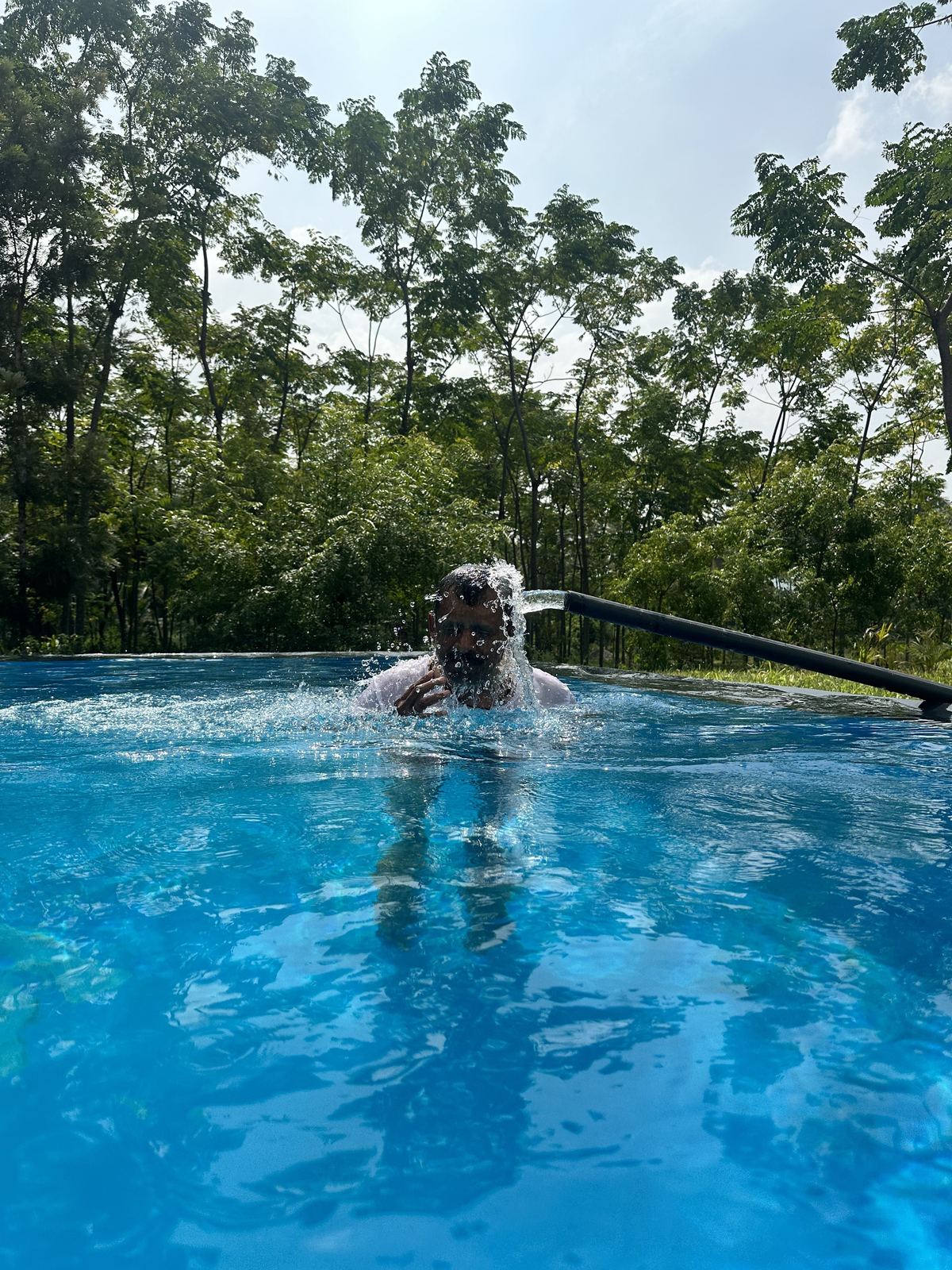 Swimming with a splash